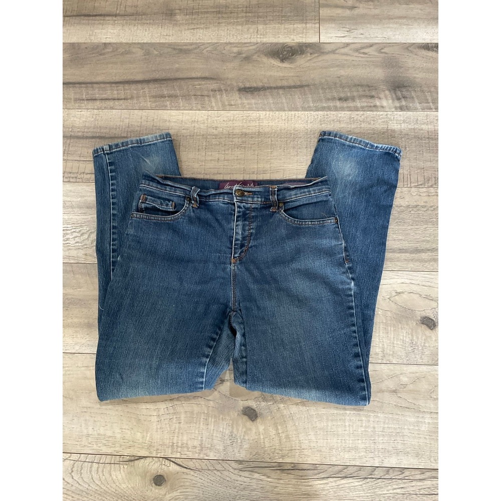 Gloria‎ Vanderbilt size 6 Amanda straight leg jeans